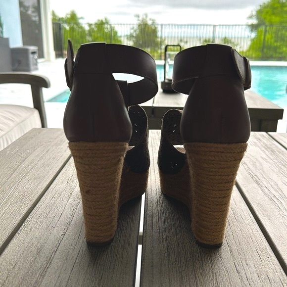 Marc Fisher wedge sandal - Picture 5 of 7